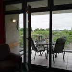 Inselblume 02 - Maritime Ferienwohnung, Blick Zum Yachthafen Holiday home Burgtiefe auf Fehmarn