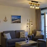 Inselblume 02 - Maritime Ferienwohnung, Blick Zum Yachthafen