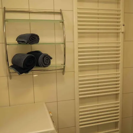 Dom wakacyjny Inselblume 02 - Maritime Ferienwohnung, Blick Zum Yachthafen *