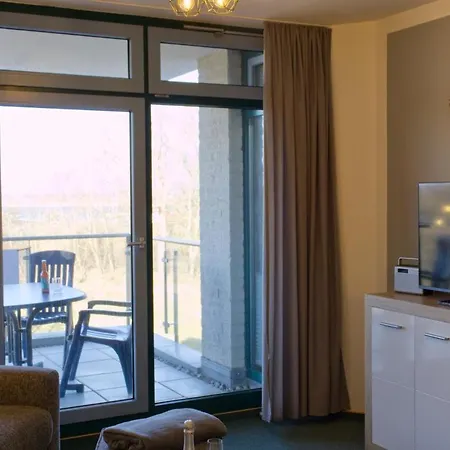 Dom wakacyjny Inselblume 02 - Maritime Ferienwohnung, Blick Zum Yachthafen *