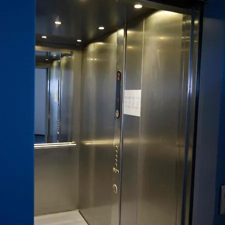 Inselblume 02 - Maritime Ferienwohnung, Blick Zum Yachthafen Dom wakacyjny