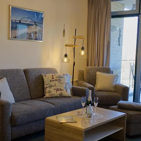 Casa de Férias Inselblume 02 - Maritime Ferienwohnung, Blick Zum Yachthafen Burgtiefe auf Fehmarn